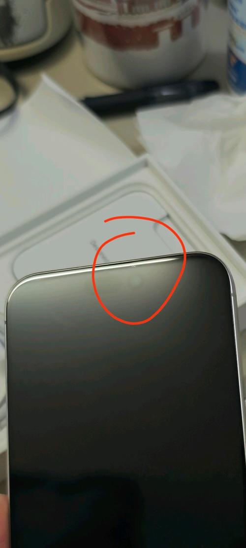iphone屏幕很多细小划痕