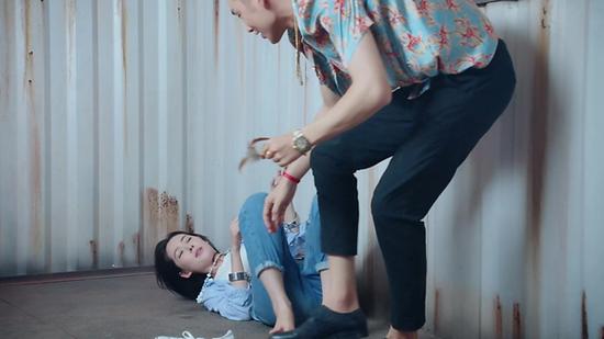 怕挠脚底板的明星图标
