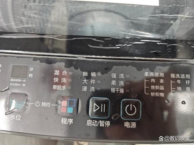 滚筒洗衣机从底部漏水