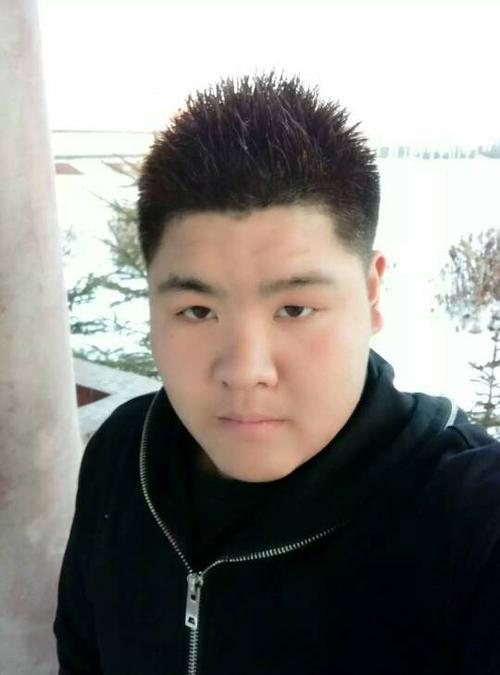 小宇的真名和照片游戏截图