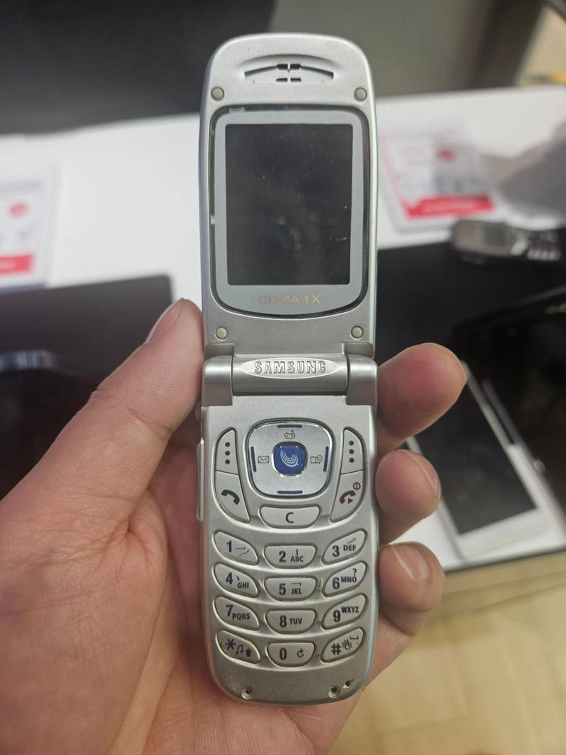 三星手机港版刷国行后可以升级吗