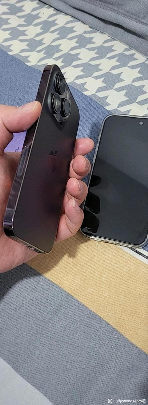 锁屏时收到消息不亮屏缩略图