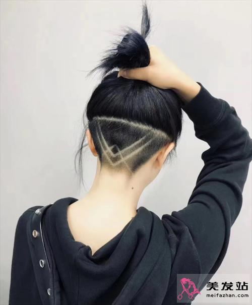 发型刻字