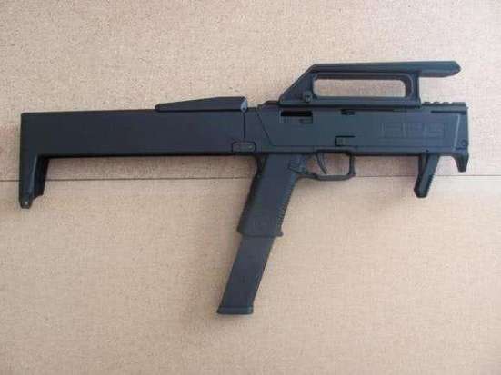 彩虹六号fmg9