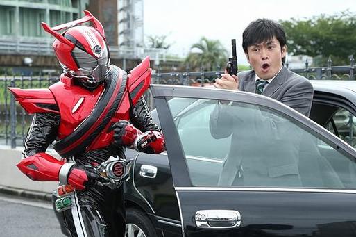 铠武与驰骑联动剧场版
