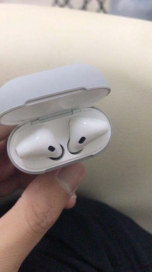 airpods开盖不亮灯无法连接