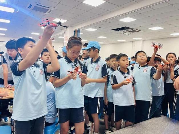 小学生学无人机有用吗