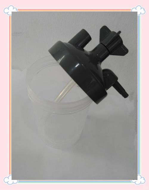 制氧机加生理盐水可以吗
