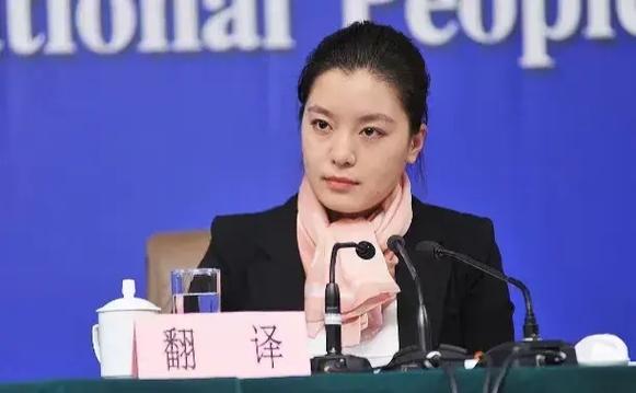 翻译官要会几国语言
