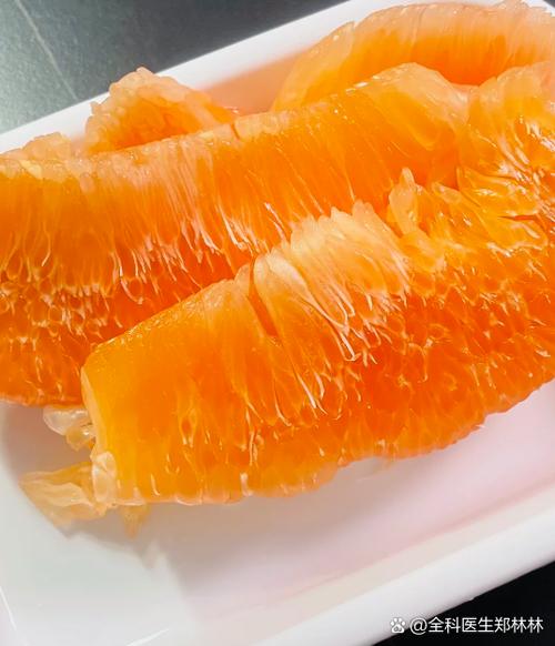 柚子里面肉一粒一粒的有点硬