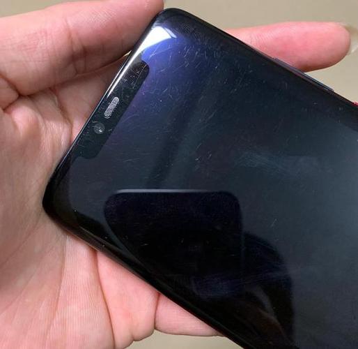 mate20pro边框有划痕