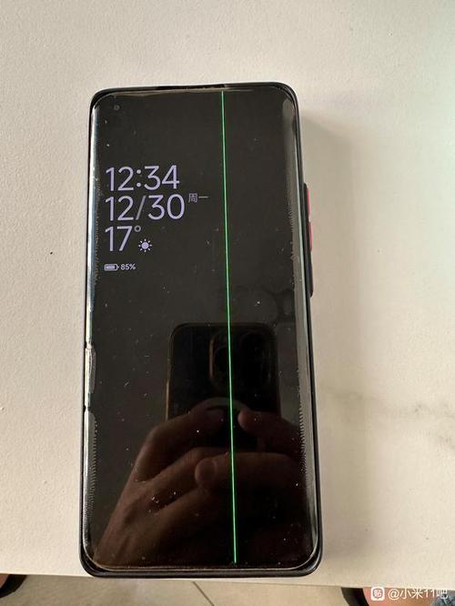 小米手机屏幕出现一条绿线缩略图
