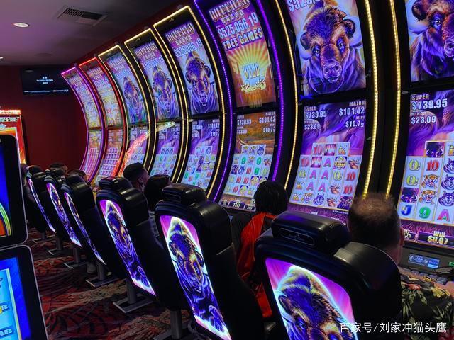 拉斯维加斯老虎机游戏手机版