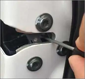 门锁的舌头不出来了是怎么回事