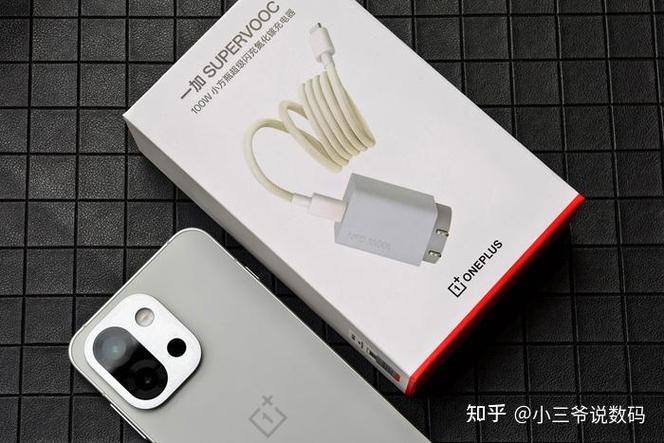 一加7充电器参数配置