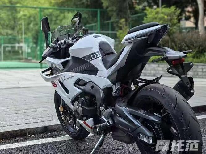 500cc摩托车最高时速