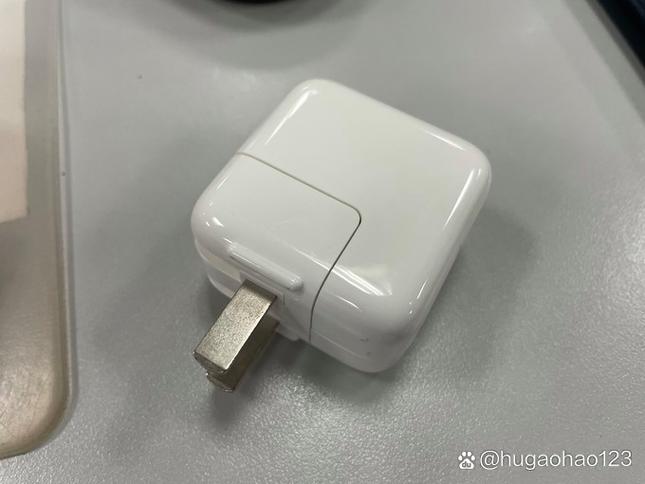 苹果原装充电头多少w