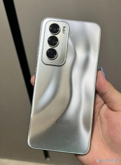 oppo手机有竖杠是怎么回事