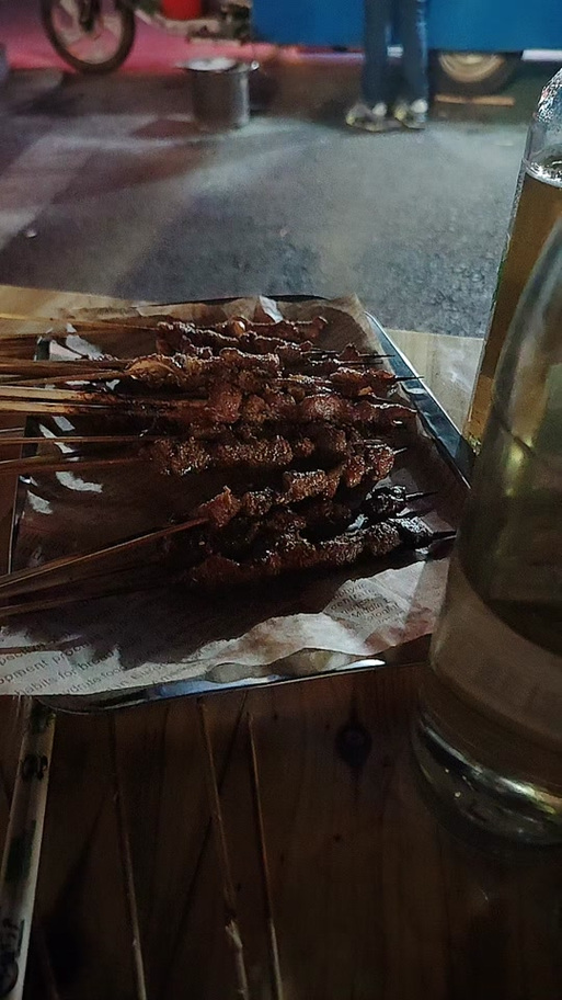 烧烤啤酒图片真实晚上