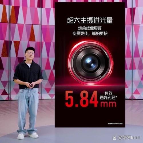 vray灯光倍增很高却不亮