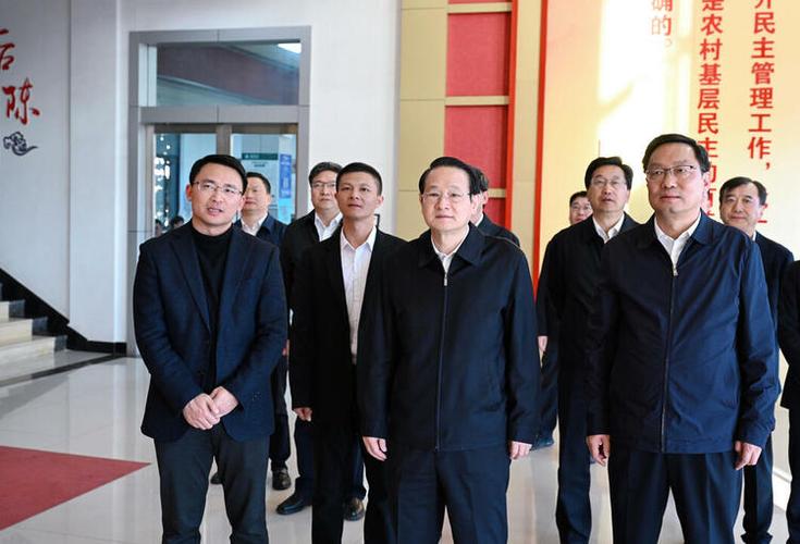 省委书记在线阅读游戏截图