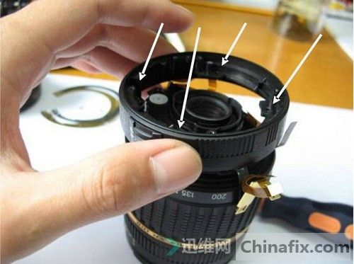镜头拆卸缩略图
