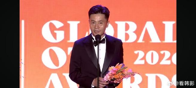 李雪获白玉兰最佳导演