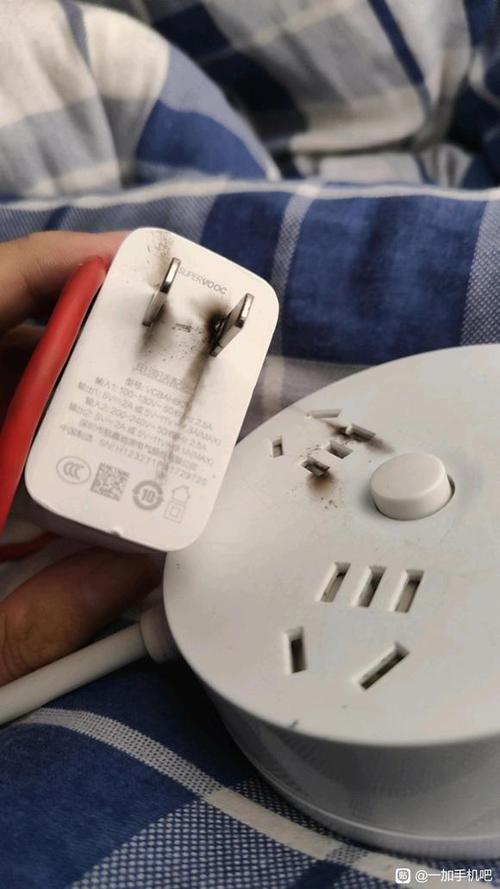 一加闪充突然变成普通充电