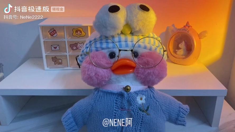 NeNe阿(小声助眠版)视频美食向