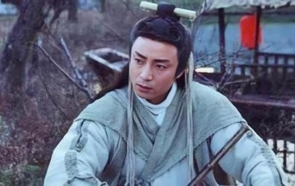 谢晓峰为啥要变成阿吉