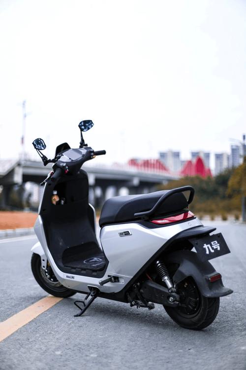 m95c怎么放歌