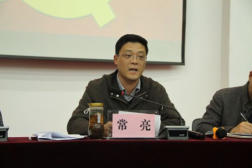 如何让平板不黑屏一直开着