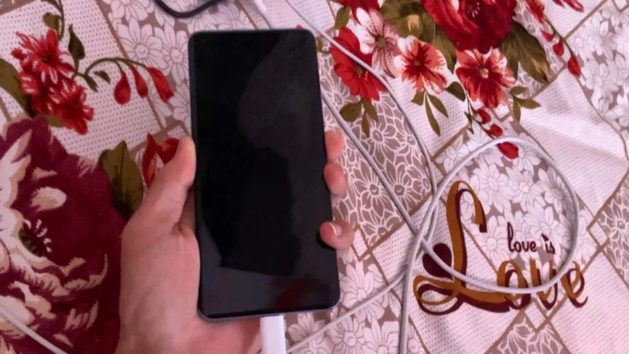 小米11玩着玩着突然黑屏缩略图
