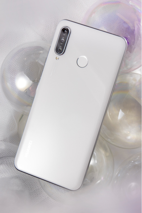 nova4e现在还值多少钱
