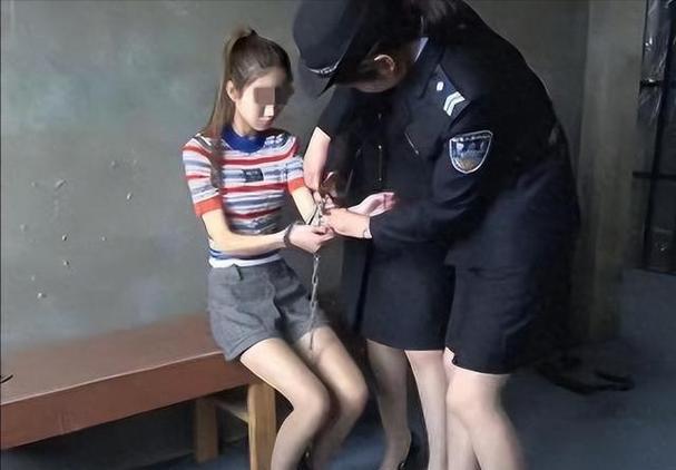 监狱女囚完整版免费观看