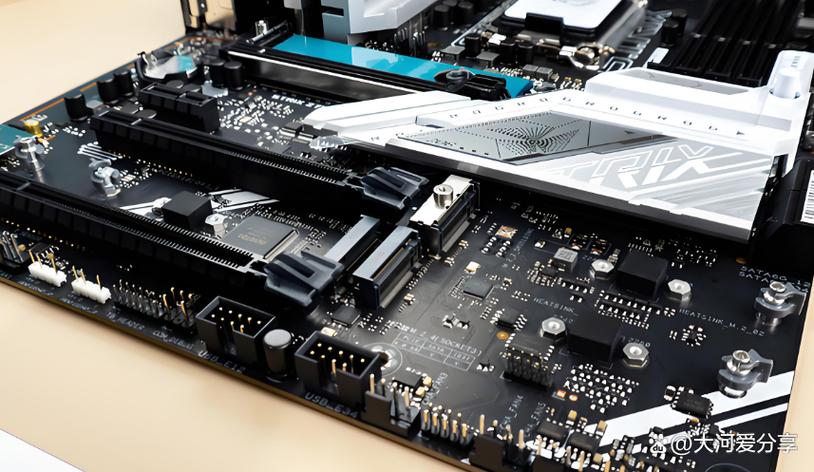 z870和z790主板区别