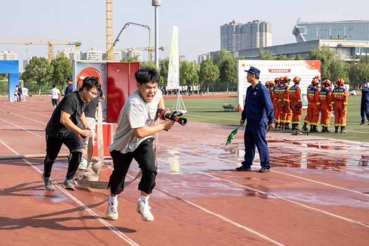 本科生进消防有什么优势