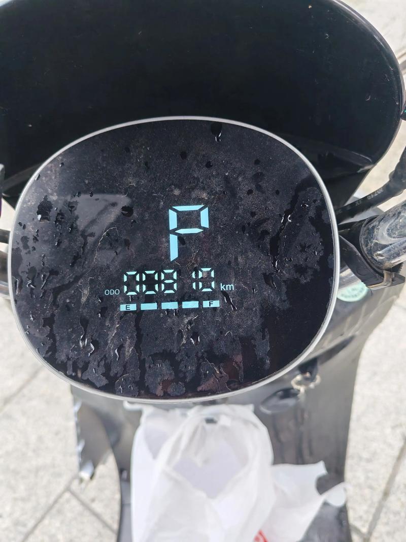 雅迪剩余电量1%