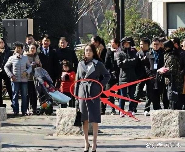 mc冰车姑娘妹子吞人肚子变大缩略图
