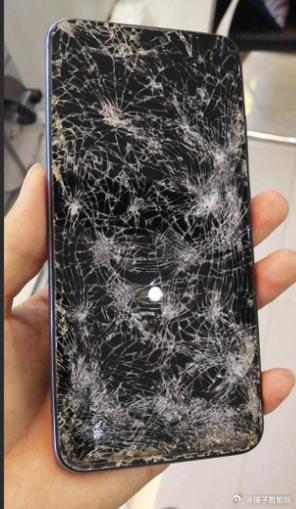 换的手机屏幕很容易碎