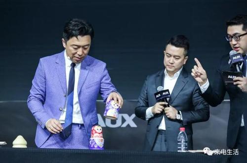 手机来电有铃声但无接听界面的原因