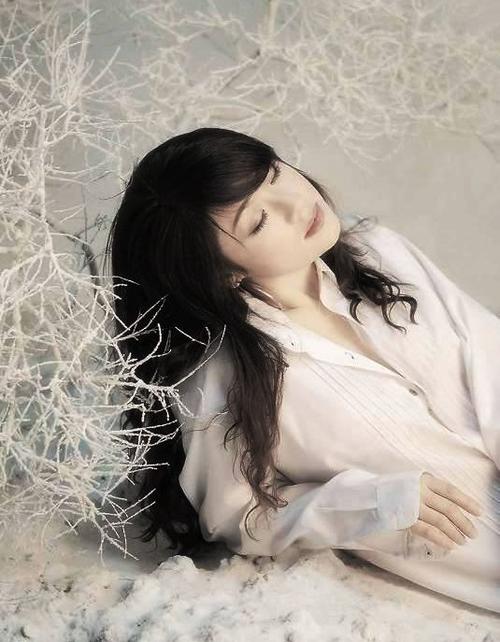 枯萎凋零的花朵歌词