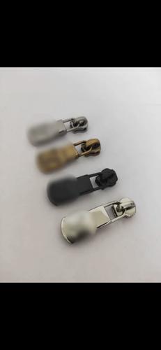 拉链头拉片 拆卸