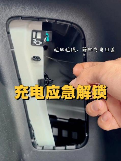 充电仓上的按钮有什么用