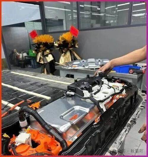 特斯拉多久换一次电池多少钱