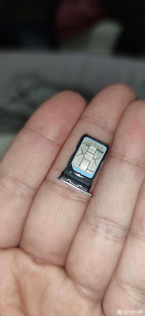 sim卡掉进手机卡槽里怎么办