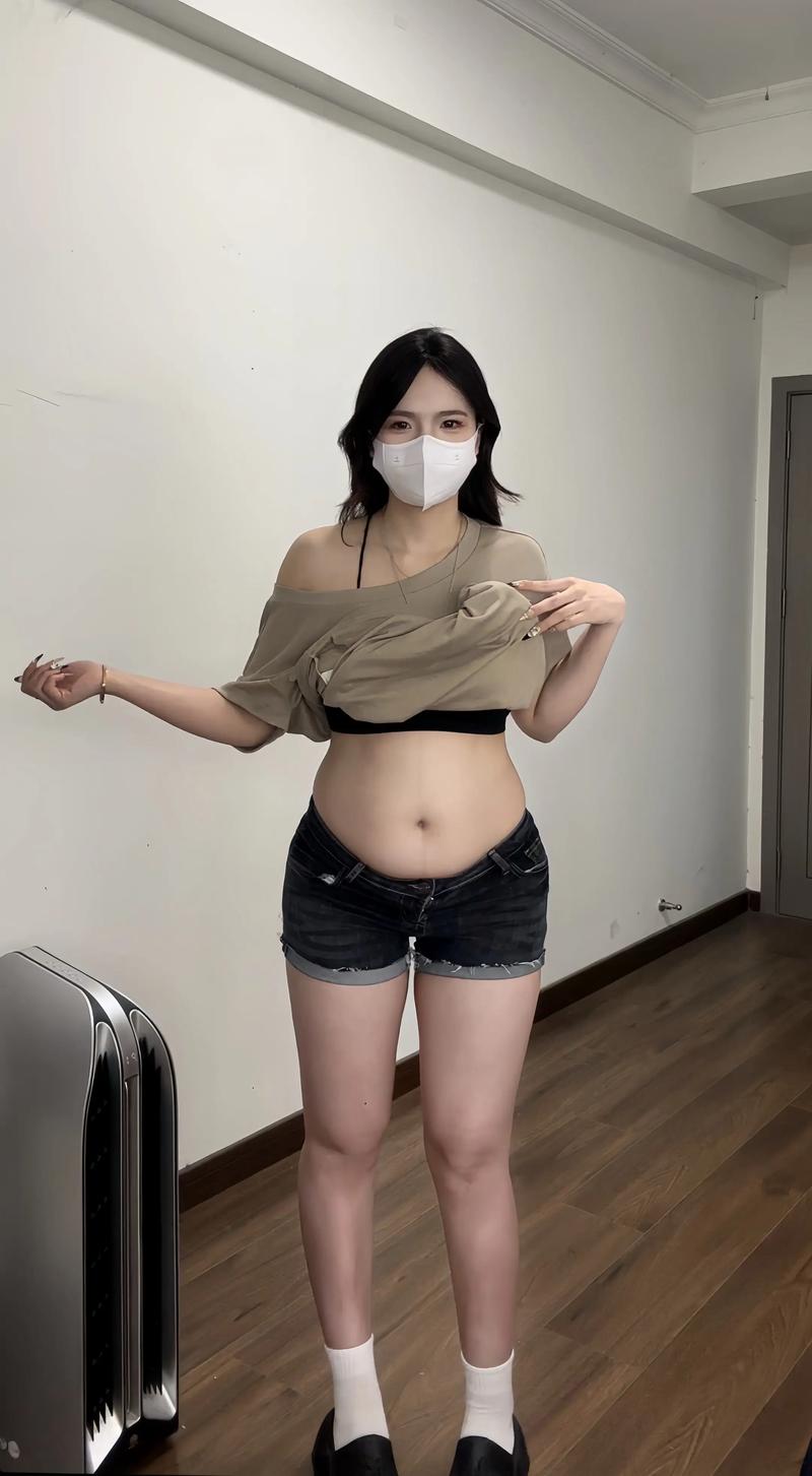 挠女友肚子腰痒痒视频