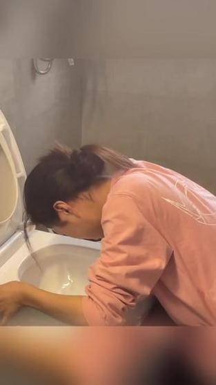 怀孕晨吐视频