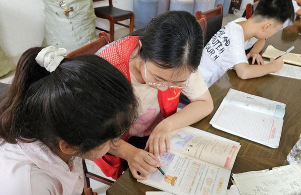 大学生能怀着孩子上课吗