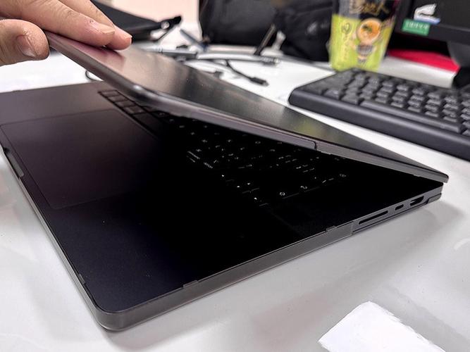 macbookpro风扇突然很响